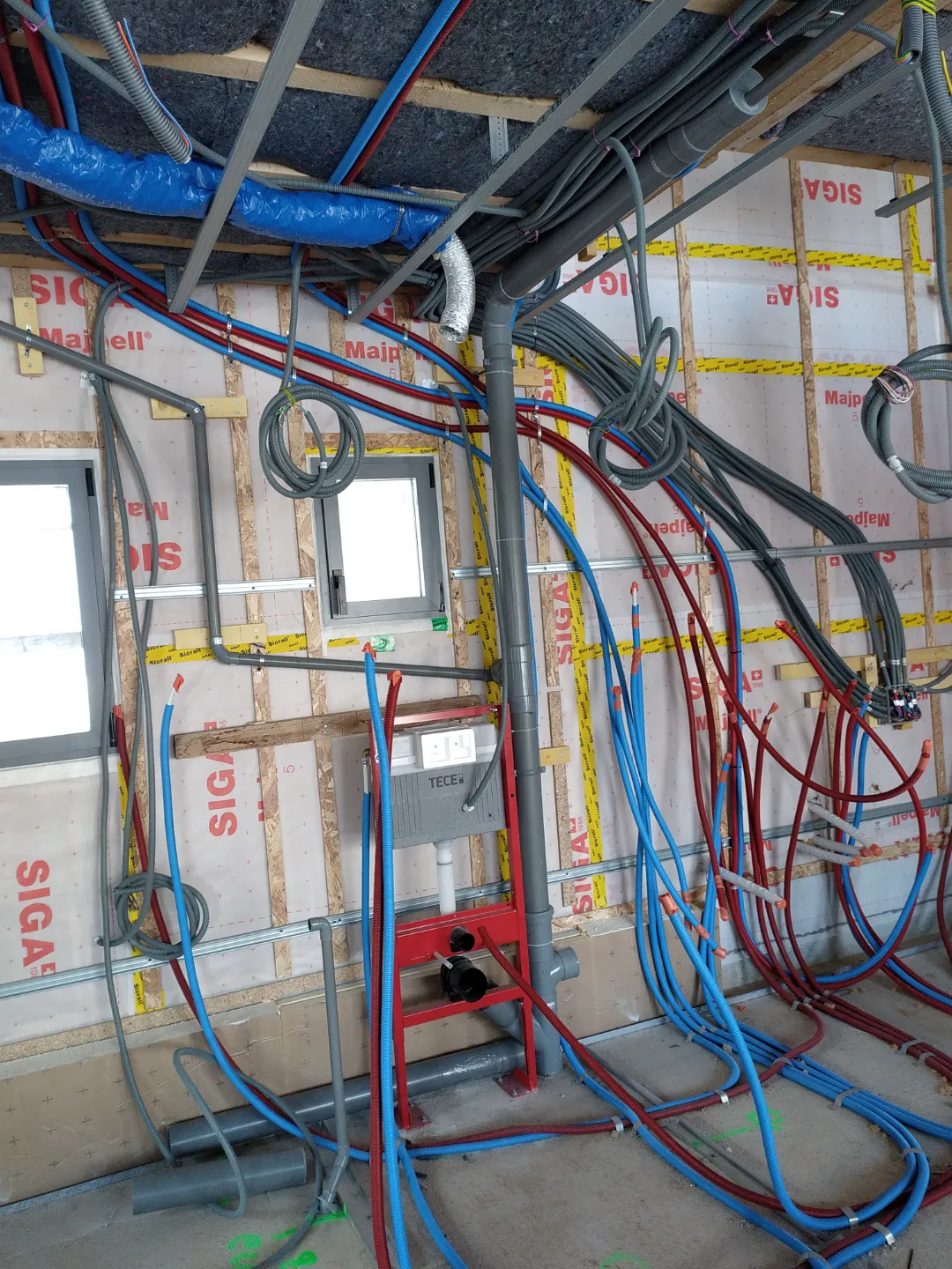 Installation de gaines électriques